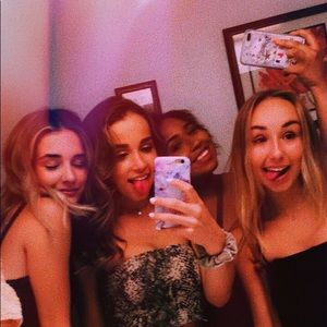 Meet your Posher, Kenna